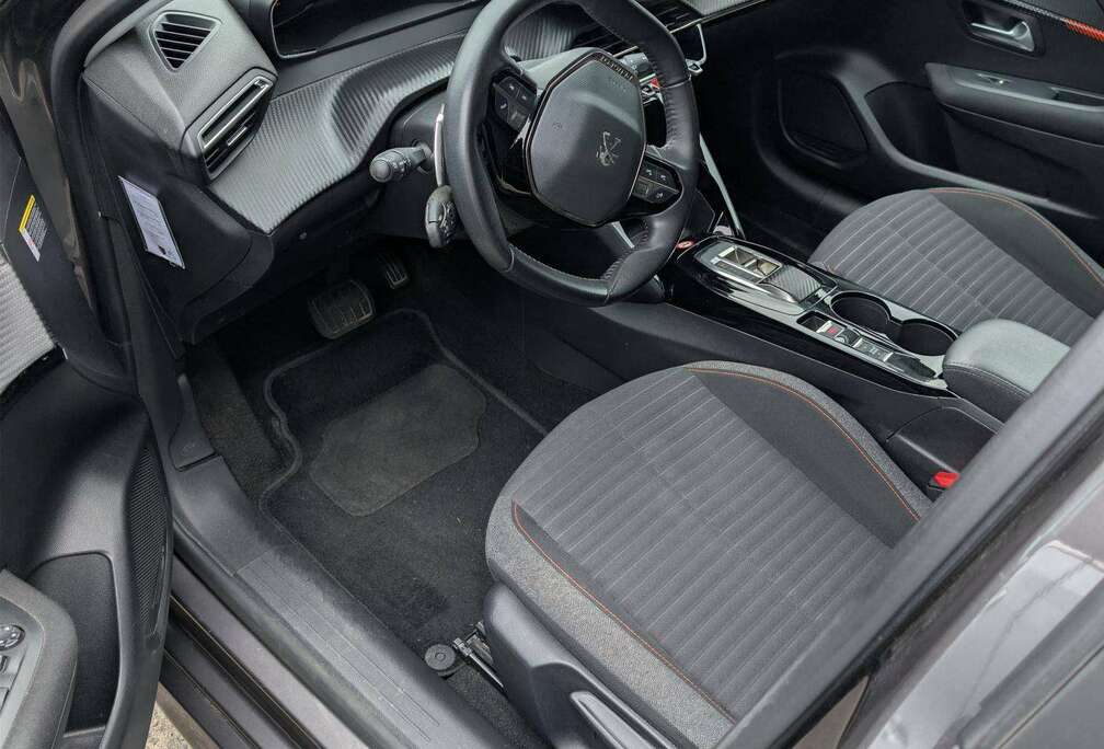 Peugeot 208 1.2i PureTech Active Pack (EU6.4)