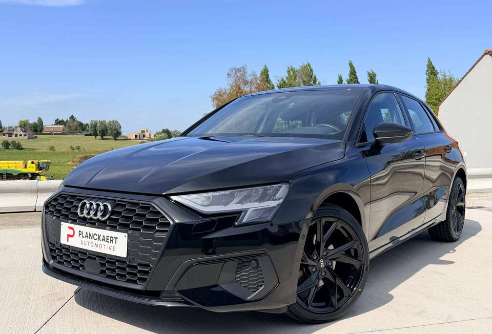 Audi A3 Sportback 30 TFSI 32.000KM! *Leder/GPS/Carplay/PCD*