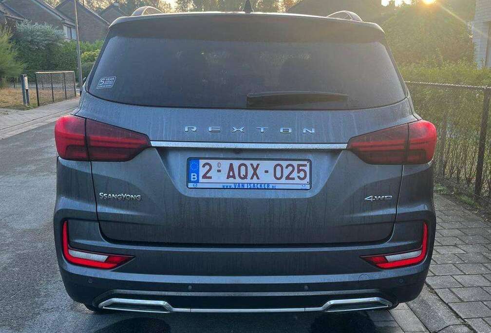 SsangYong Rexton 2.2 RX220e-Xdi 4WD Sapphire (EU6d-TEMP)