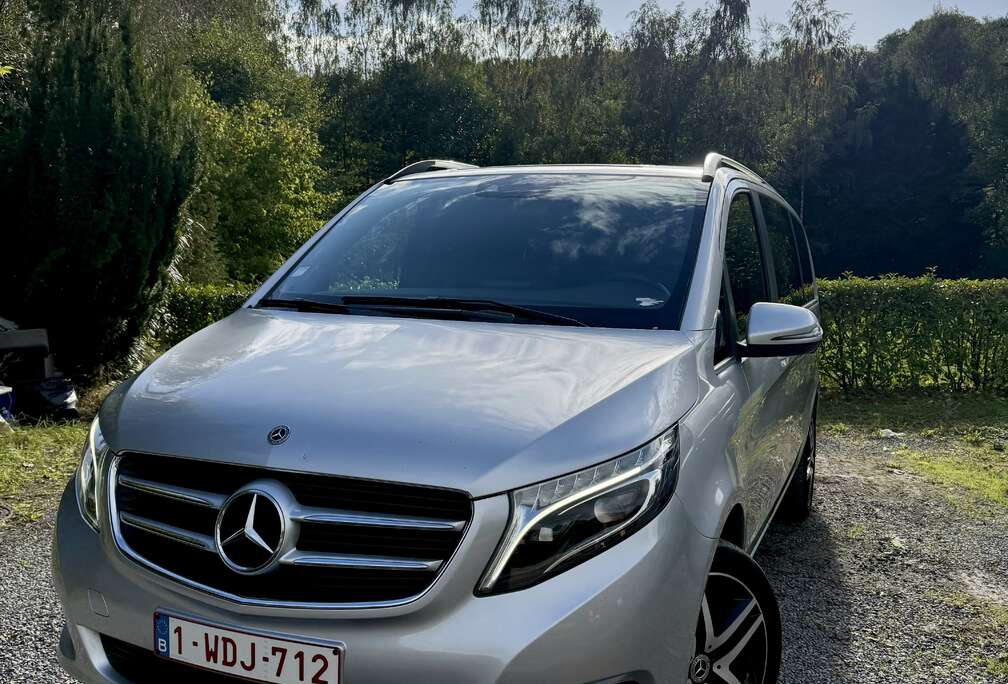 Mercedes-Benz d 4-Matic LWB Avantgarde