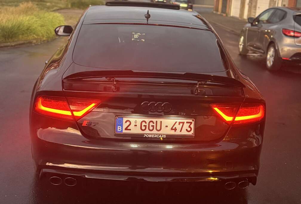 Audi S7 look