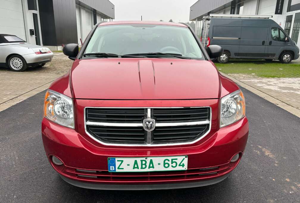 Dodge 1.8i SXT