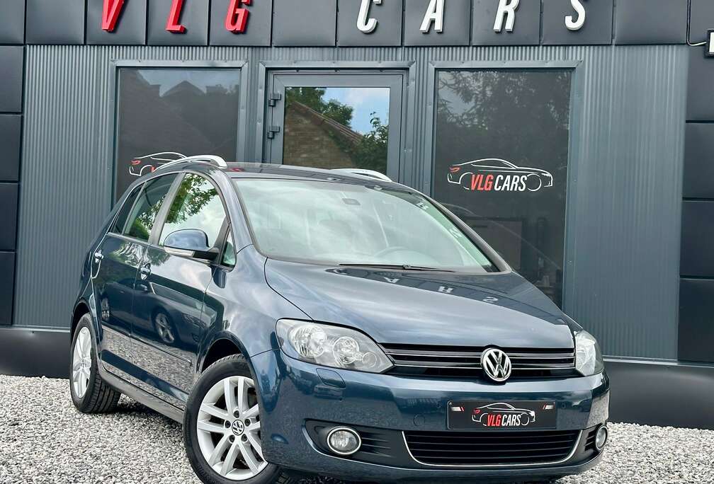 Volkswagen 1.6 CR TDi Highline DSG / Ecran / GPS / Etat neuf