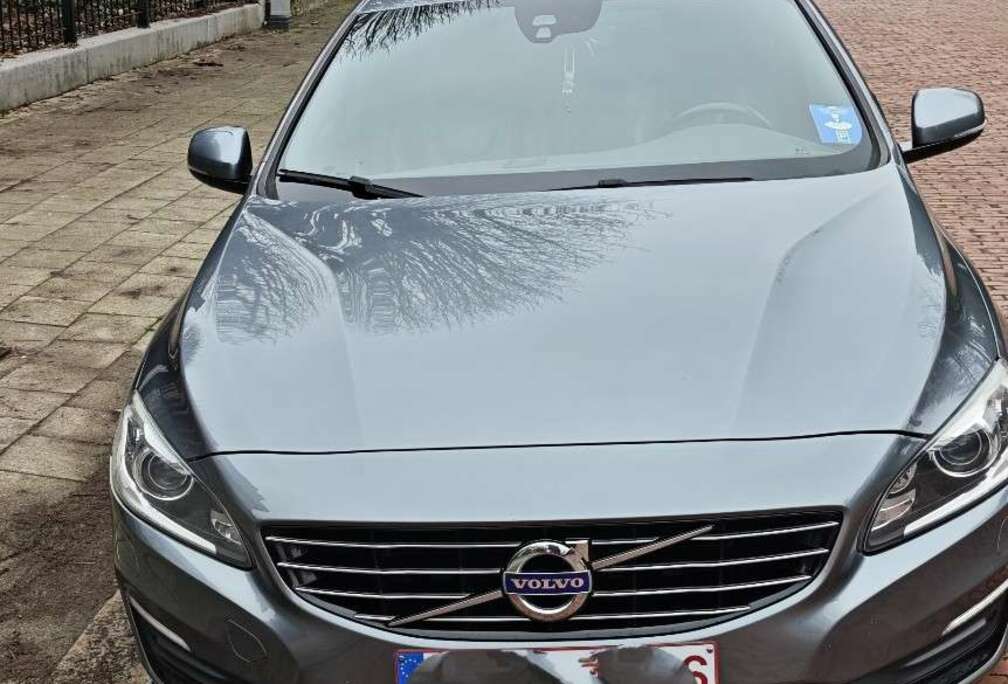 Volvo D4 Geartronic Momentum