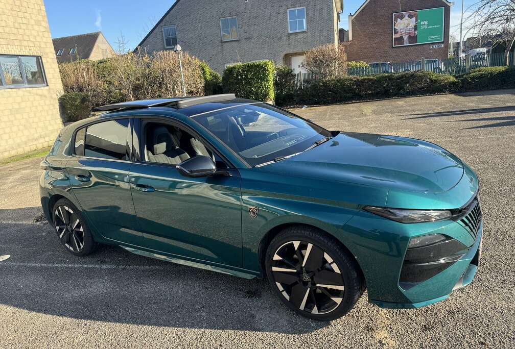 Peugeot PHEV 1.6 Allure S&S (144 kW)