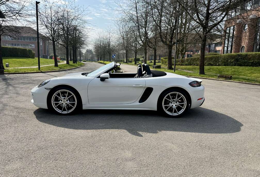 Porsche Boxster 2.0 Turbo PDK *Just serviced - 1st paint*