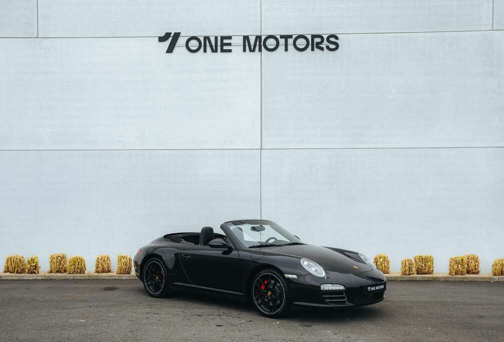 Porsche .2 Carrera 4S Cabriolet / Manual / Full History