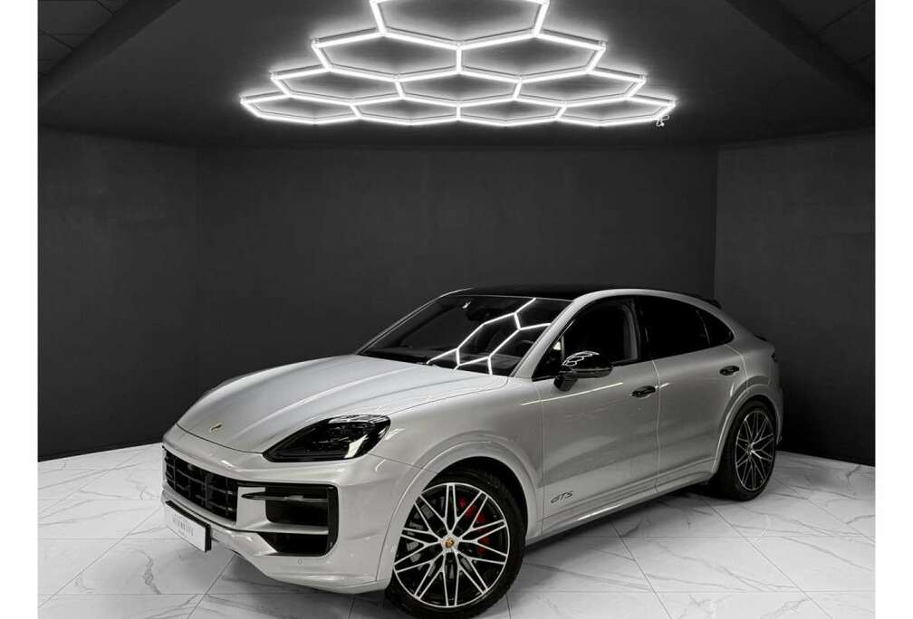 Porsche GTS Coupe / ACC / Head-UP / SoftClose / 360 / BOS