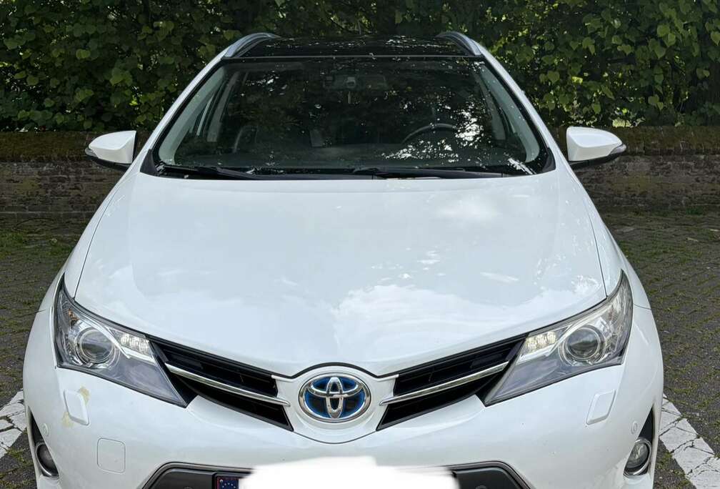 Toyota SW HEV 1.8i HSD Lounge CVT