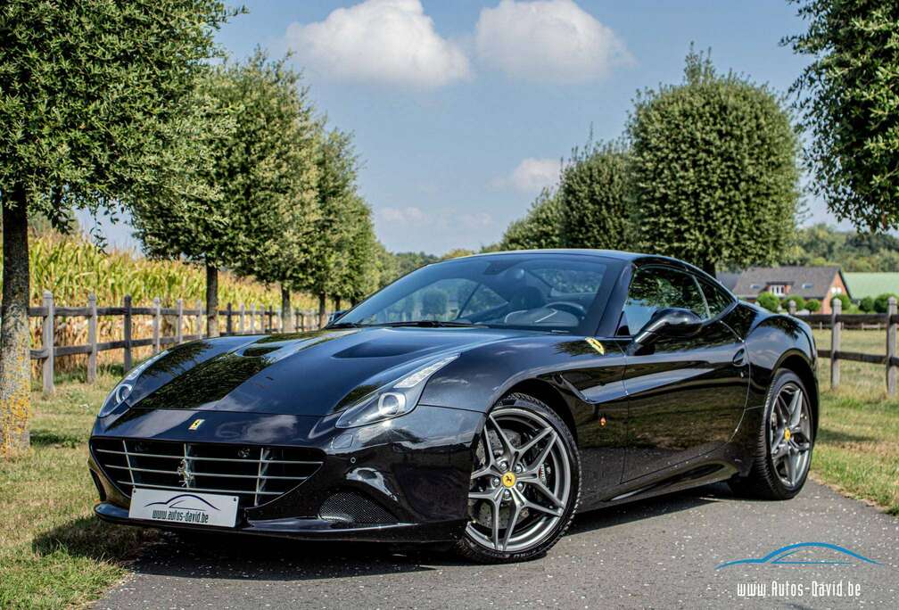Ferrari T 3.9 V8 Bi-Turbo Cabrio 560PK / FERRARI APPROVED / CARBON CERAMIC / CARBON FIBRE STEERING WHEEL + LED SHIFT INDICATORS