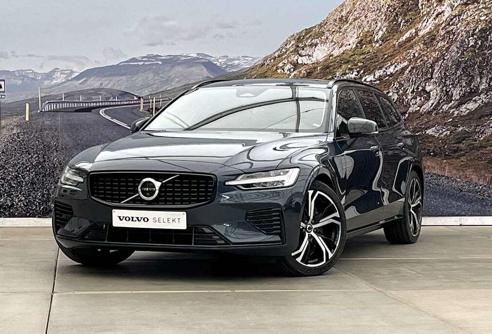 Volvo T6 PLUS DARK **FULL OPTIONS**