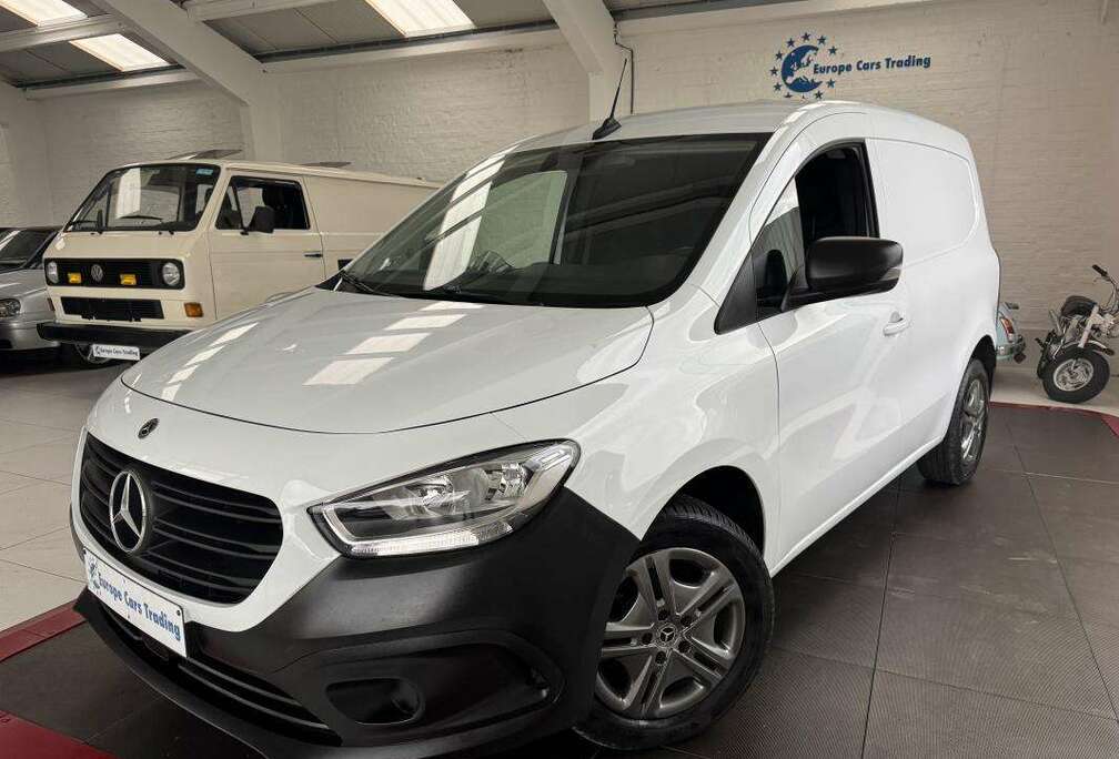 Mercedes-Benz 110CDI BVA 1ÈRE MAIN 21479€HT TVA RÉCUP GAR 12M