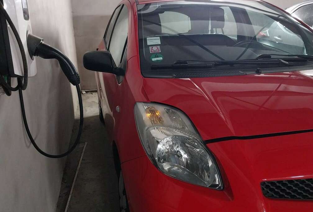 Toyota 1.0i VVT-i Comfort