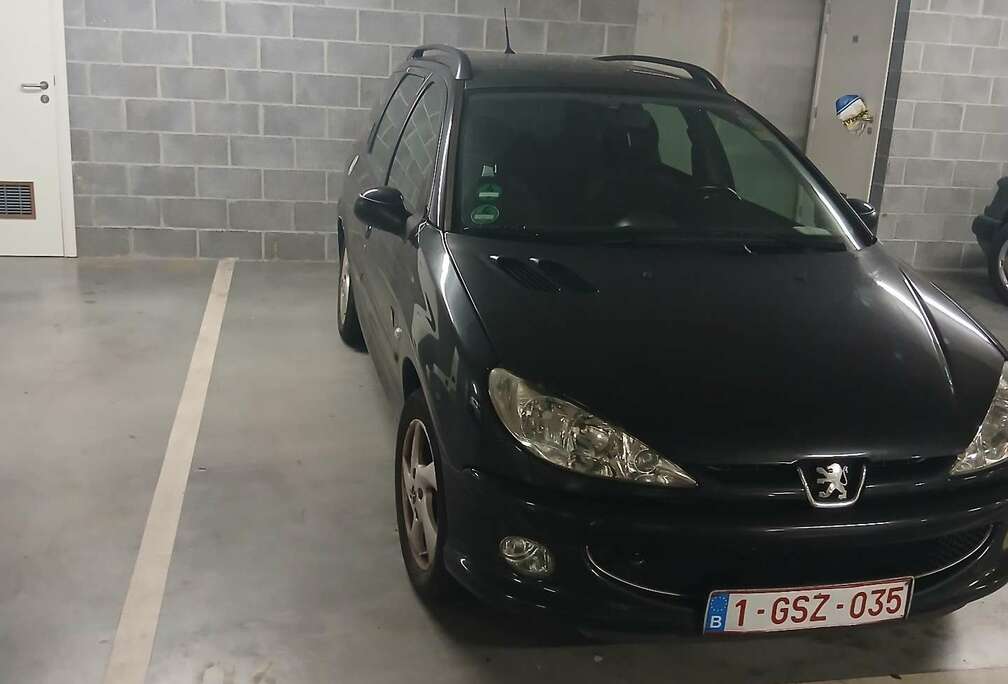 Peugeot SW 1.4i XS