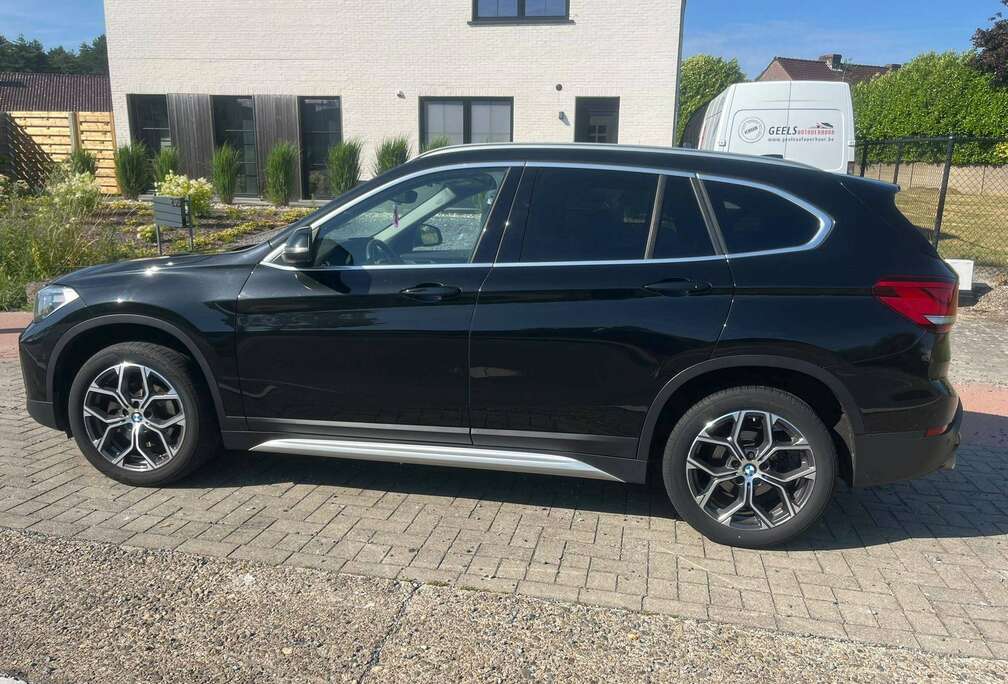 BMW X1 sDrive18dA X line