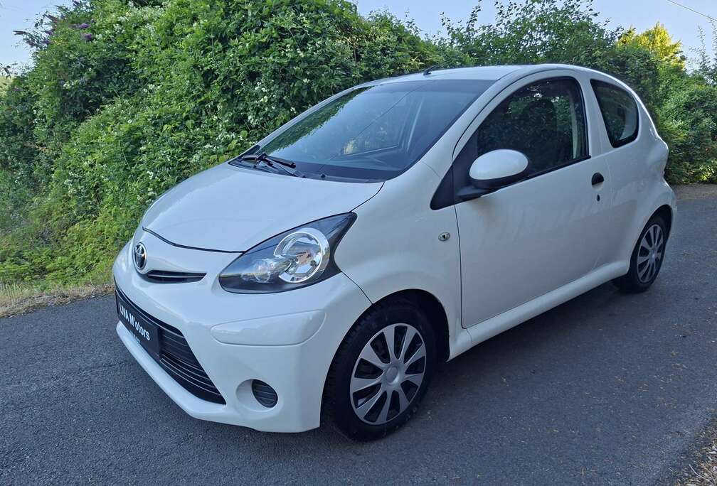 Toyota Aygo 1.0i * Euro 5 * Garantie * 2 de Stock !