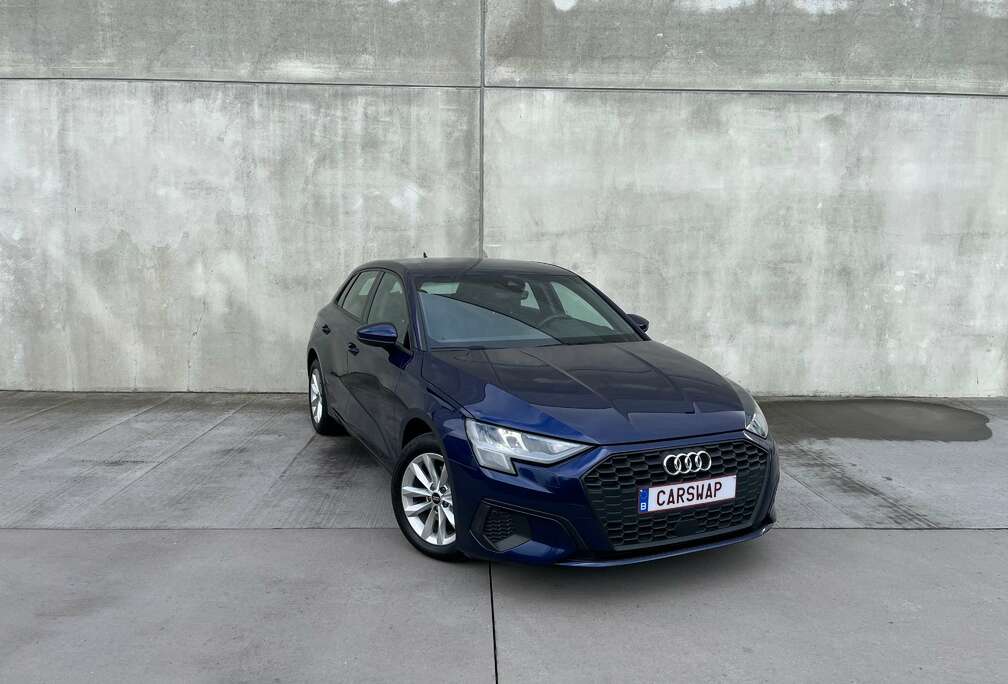 Audi A3 Sportback 30 TFSI Business Attraction S-Tronic / LEATHER / HEATED SEATS / LED / PDC / DIGI COCKPIT / CARPLAY /ACC PREP