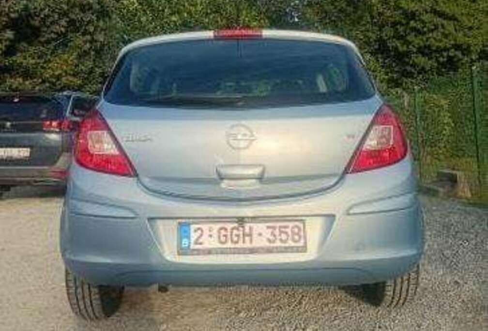Opel Corsa 1.4i Enjoy
