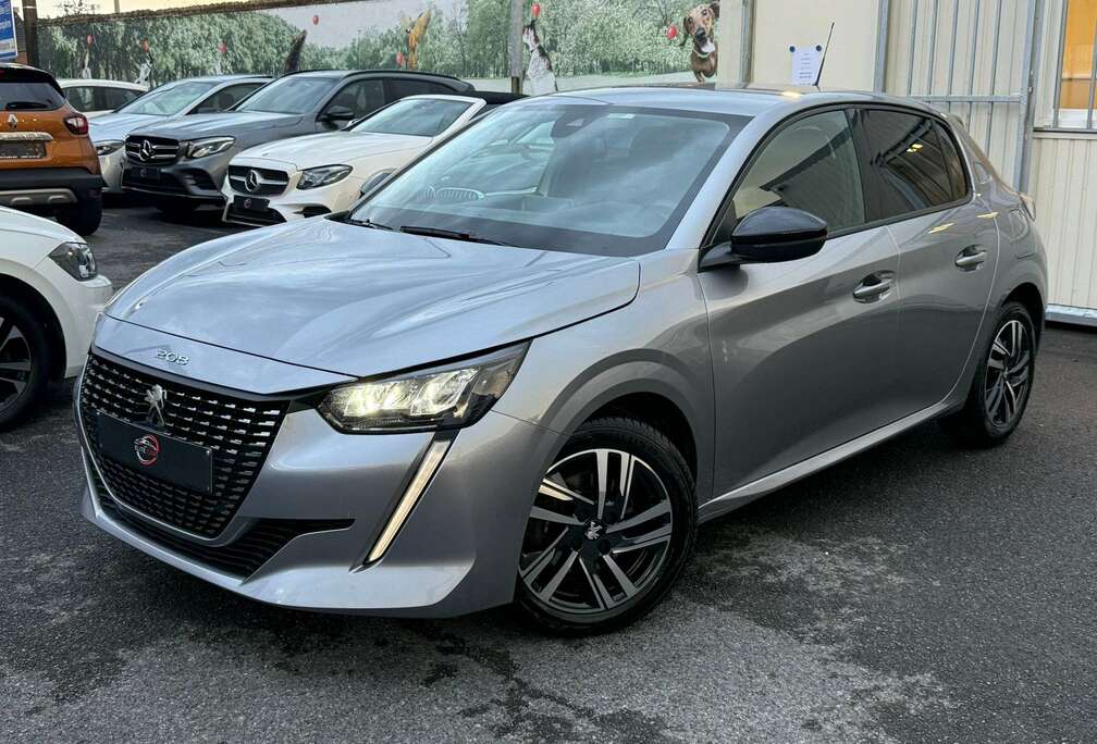 Peugeot 1.2i PureTech Active Pack / CARPLAY / CLIM / GPS