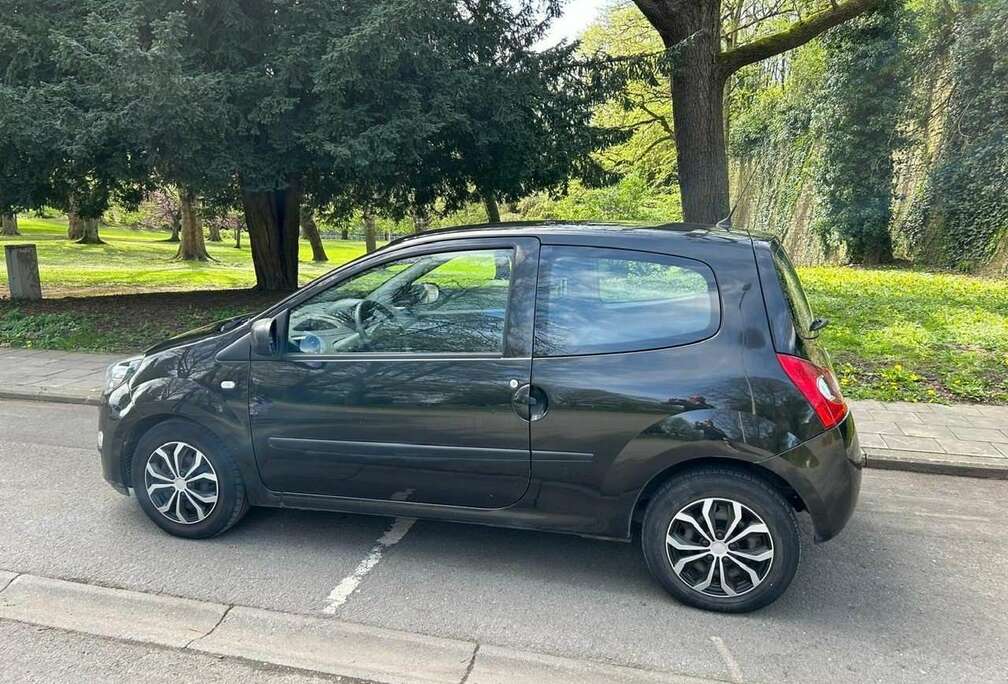 Renault 1.2i LEv Hello