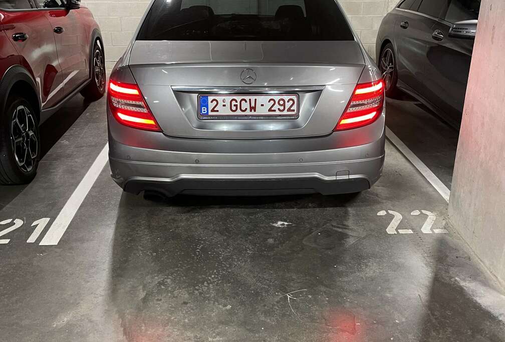 Mercedes-Benz CDI DPF (BlueEFFICIENCY) 7G-TRONIC Avantgarde AMG