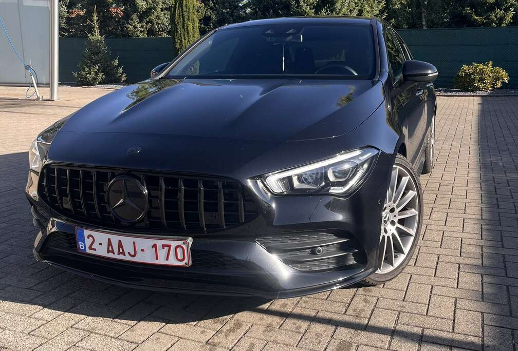 Mercedes-Benz AMG Line