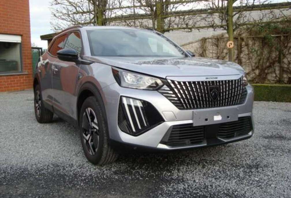 Peugeot 2008 1.2 Turbo Allure Navi/ Carplay/ LED/ Cruise