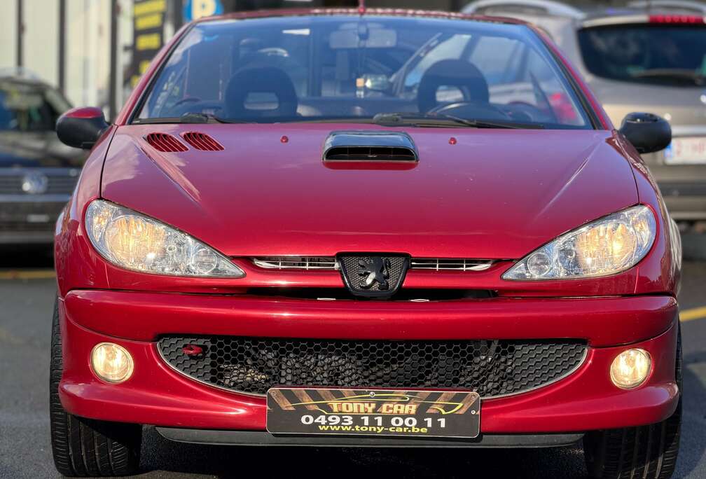 Peugeot 206 CC 1.6i 16v*CLIMA* Contrôle technique