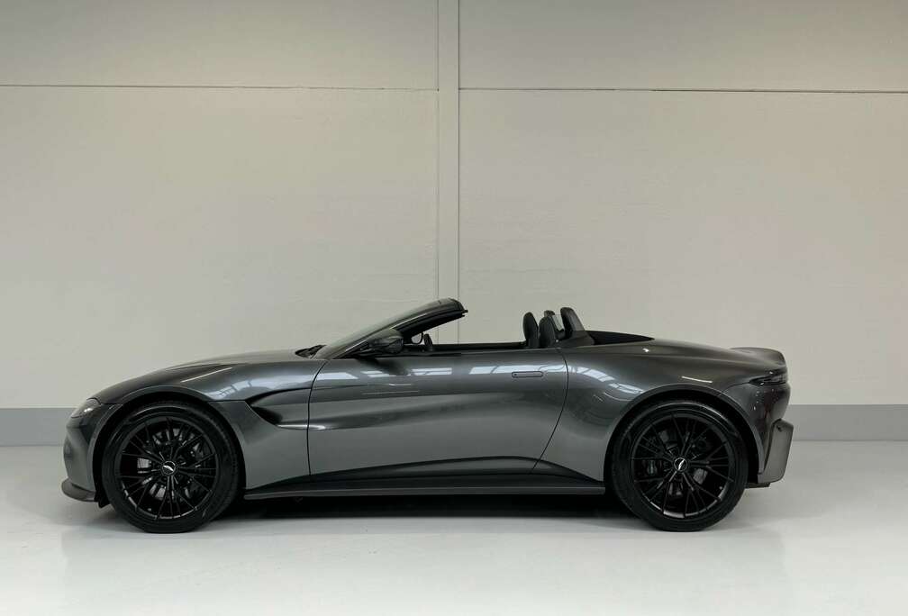 Aston Martin Roadster