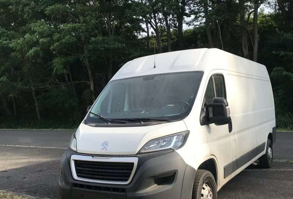 Peugeot 2.0 BlueHDi L3H3 Premium S/S