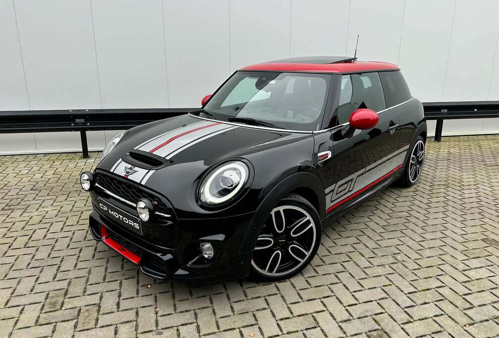 MINI GT  LIMITED EDITION  1 OF 100  PANO  FULL