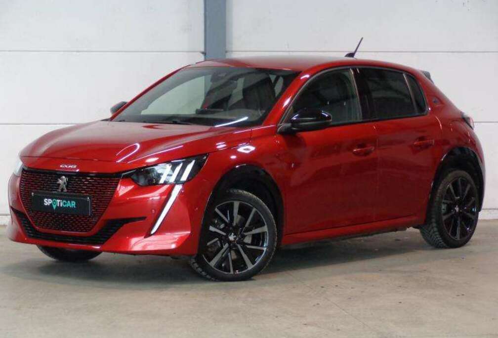 Peugeot 50Kwh GT - GPS - Caméra