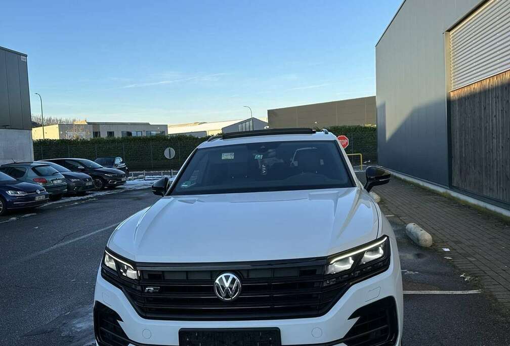 Volkswagen 3.0 TDi V6 SCR 4Mo R-Line Tip. (EU6.2)