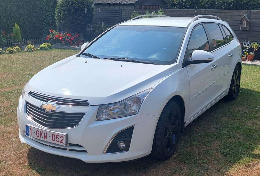 Chevrolet Cruze Station Wagon 1.7TD LT+