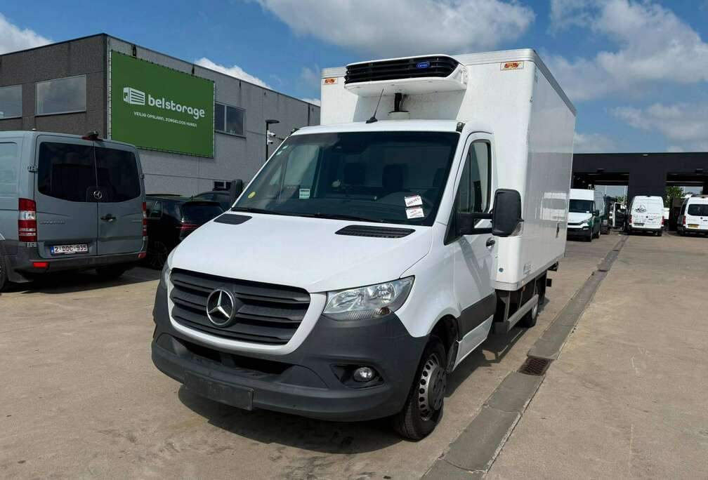 Mercedes-Benz 516 (Stock ID 79805)