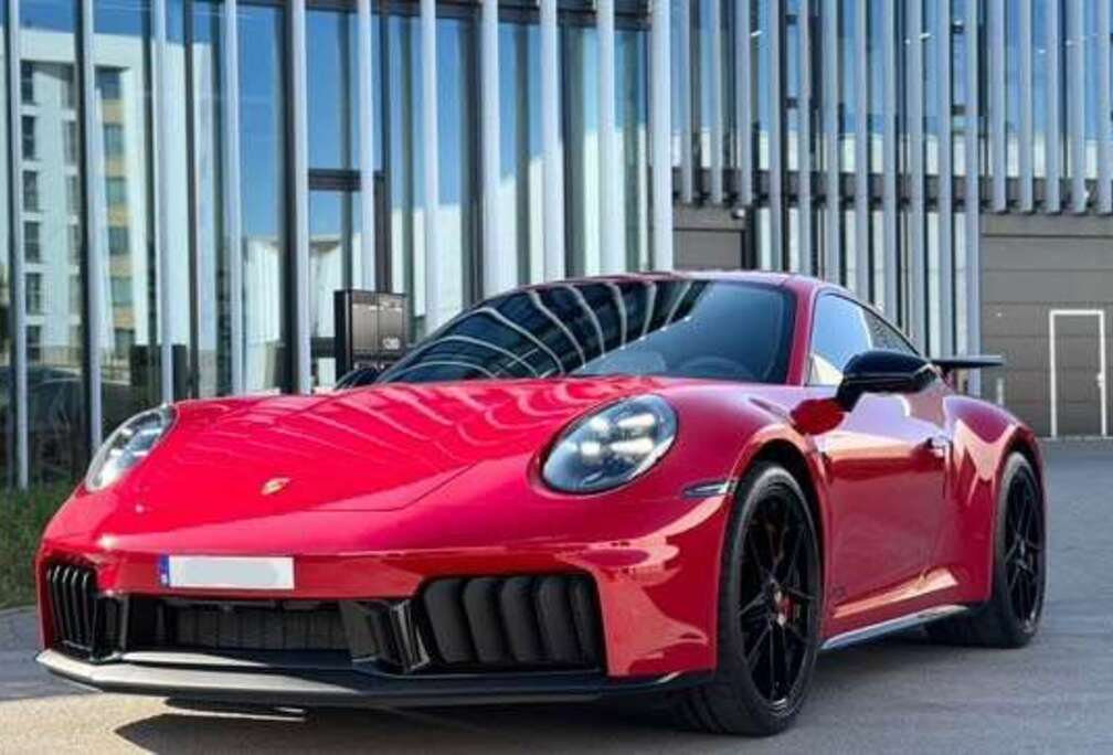 Porsche 992.2 Carrera GTS
