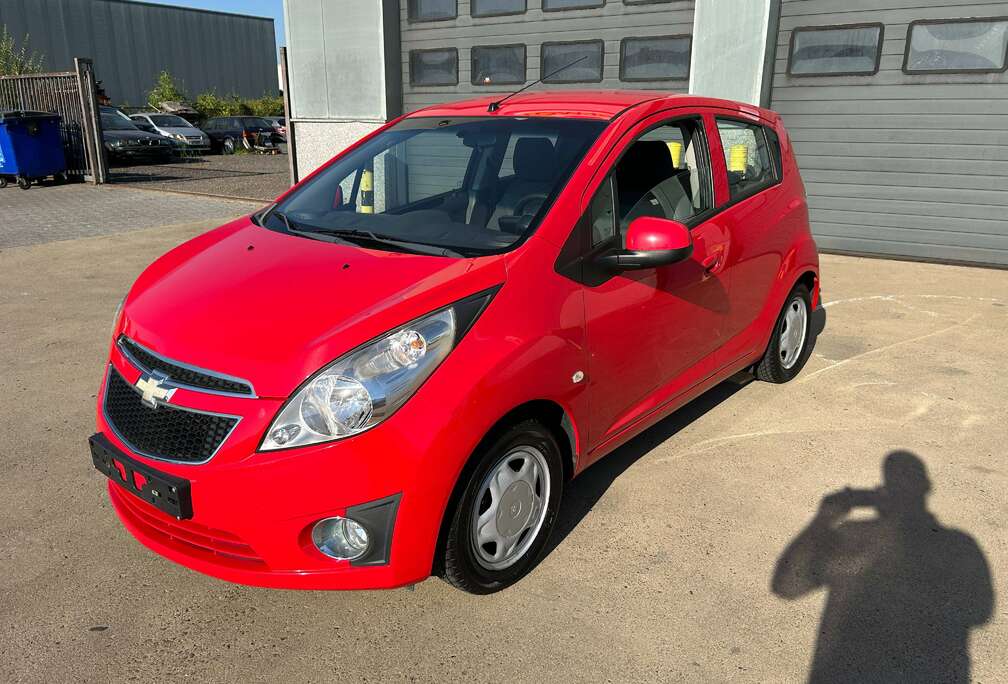 Chevrolet Spark 1.0i  extra set alu wheels met keuring en onderhoud zei foto\'s
