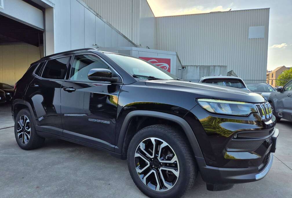 Jeep 1.3 Turbo eAWD / AUTO. / PHEV HYBRID / 74.813 KM ! / 2022 !