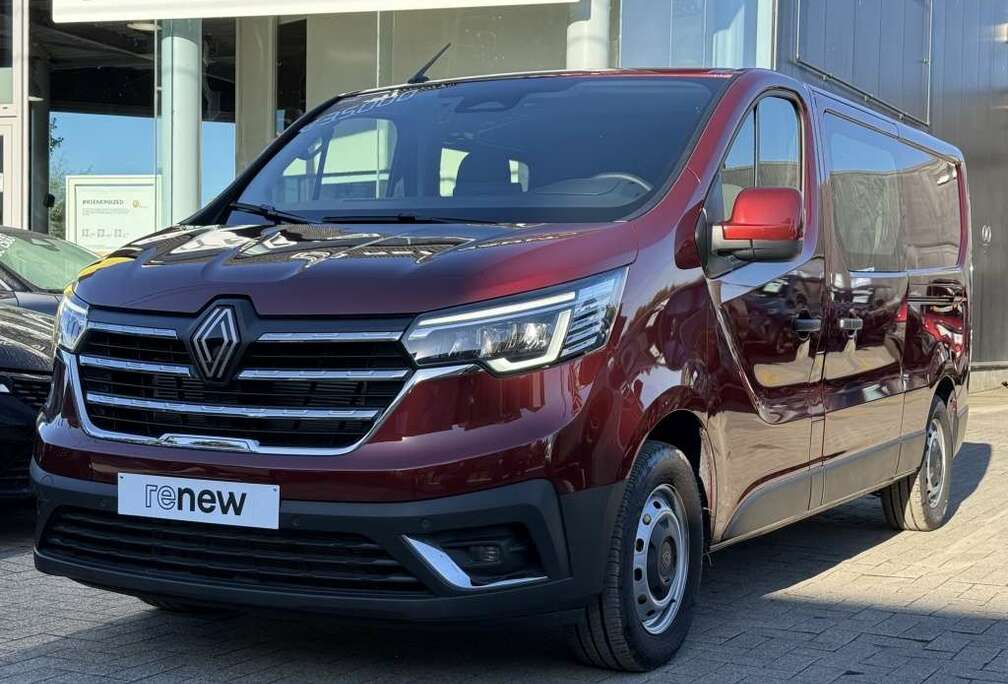 Renault DUBBEL CABINE L2H1 3,0t 150PK