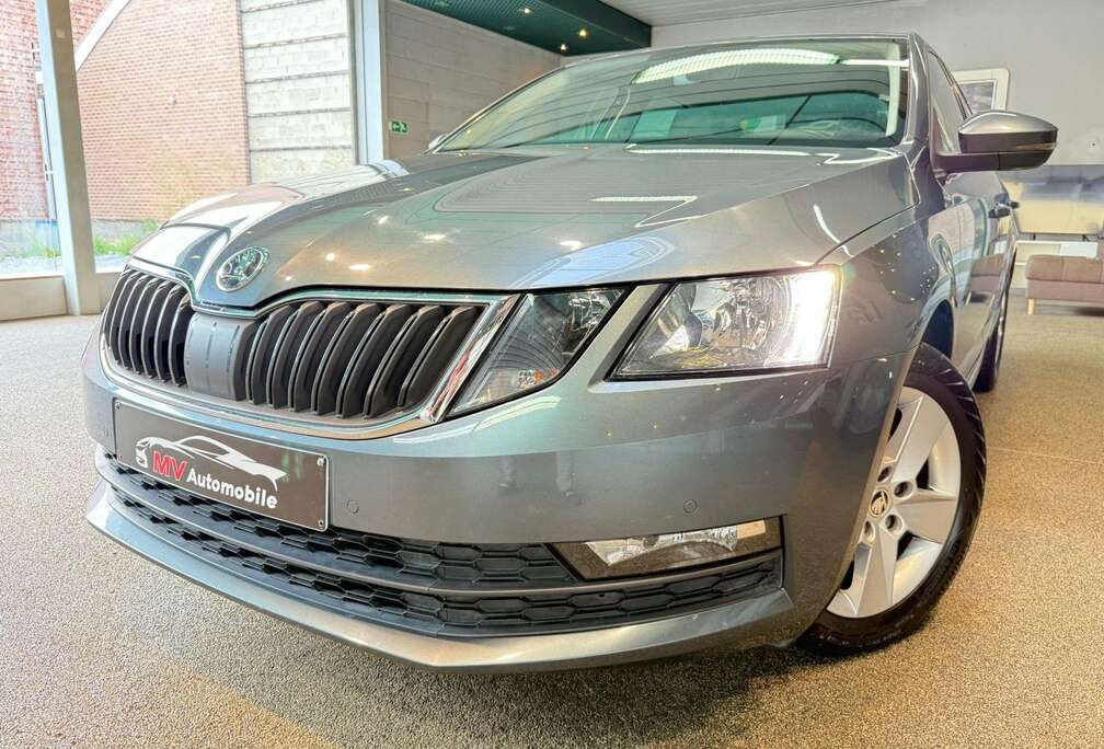 Skoda 1.0TSI DSG * Navi * Front assist * Camera * Clim