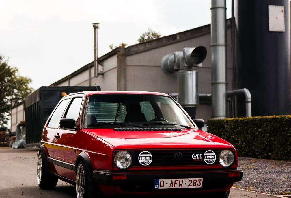 Volkswagen mk2 gti 16v silverstone edition nr 0855/1000