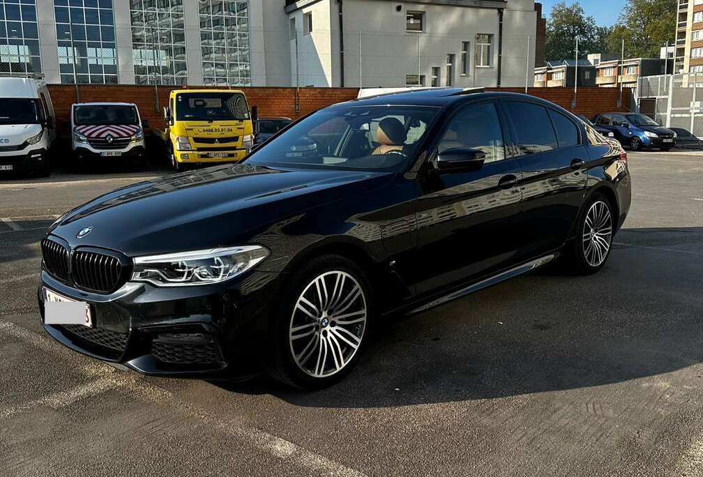 BMW 530e 79.000km’ M- pack Carnet Bmw Full option