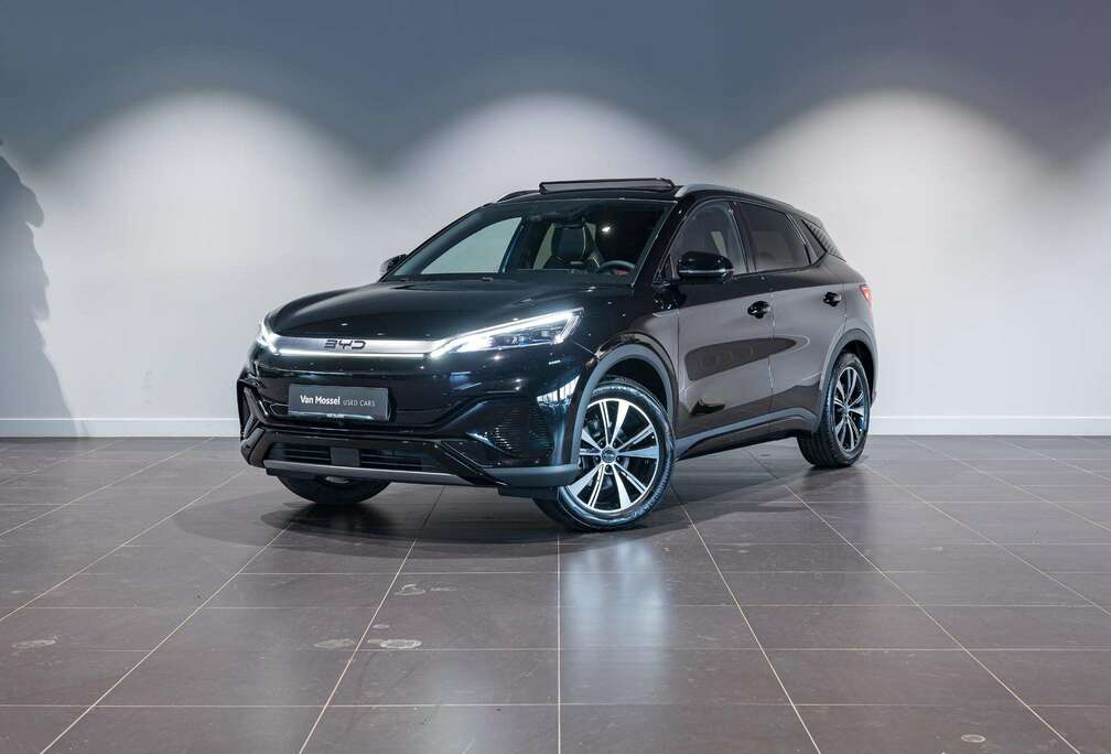 BYD 60 kWh (facelift) LEDER  PANO DAK  15,6 INCH ROT