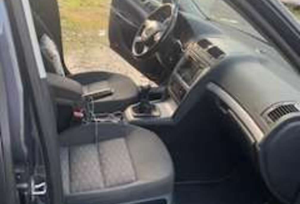 Skoda Octavia 1.6 CR TDi Ambition DPF