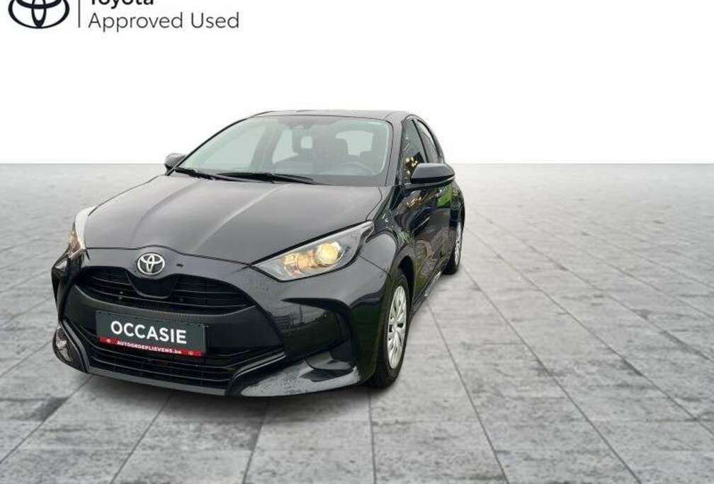 Toyota 1.0 MT DYNAMIC + NAVI