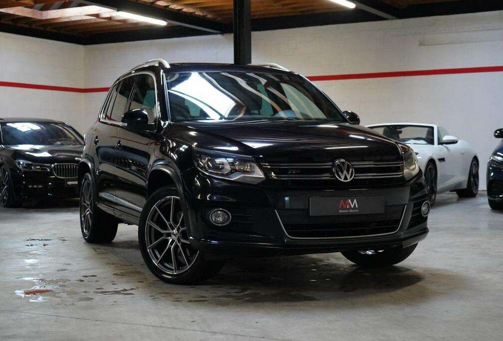 Volkswagen Tiguan 1.4 TSI DSG BlueMotion R-LINE