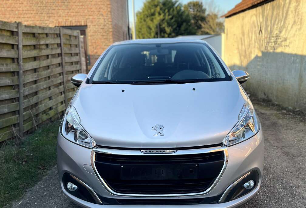 Peugeot 1.2i PureTech Style