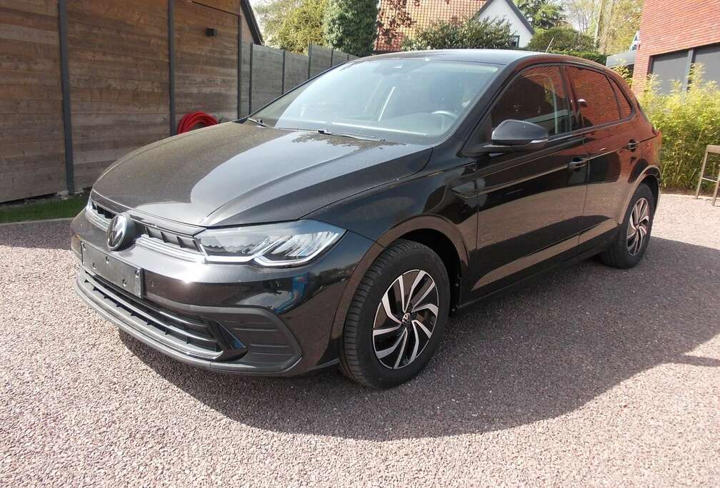 Volkswagen Polo TSI 95 PK Life Business LED-NAVI-CAMERA-CRUISE-APP CONN.