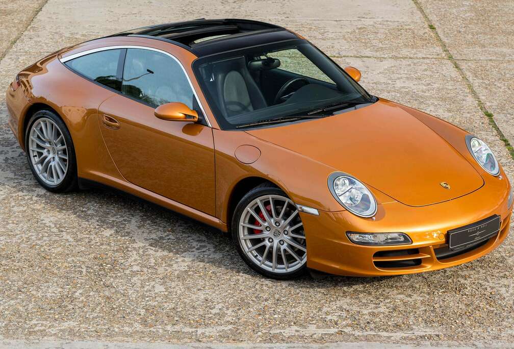 Porsche 997 Targa 4S  PTS- Nordic Gold Metallic