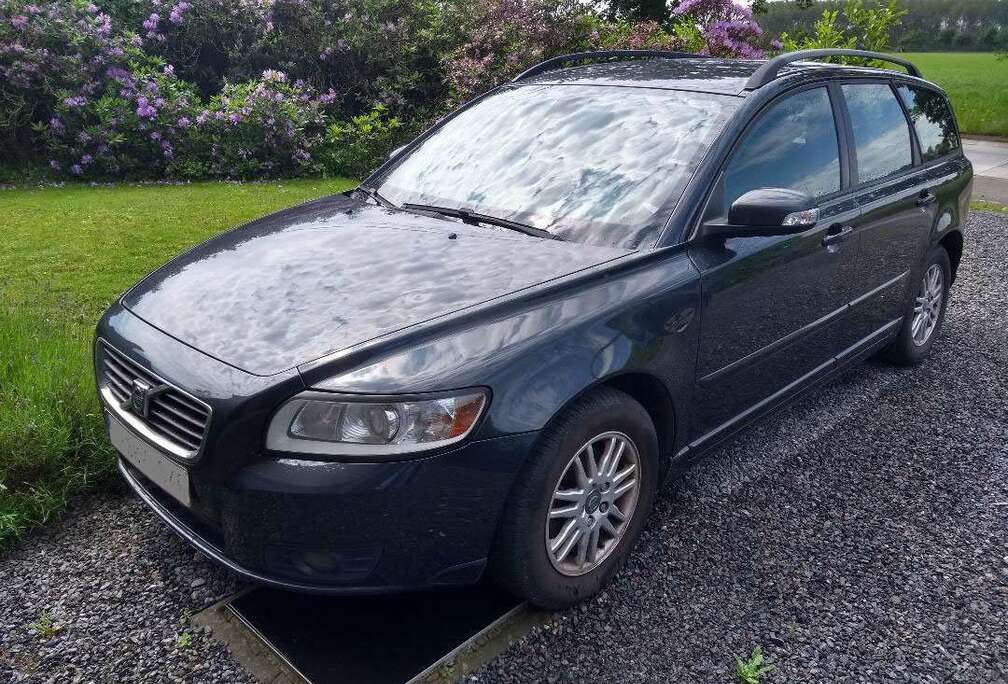 Volvo V50 1.6D DPF Momentum